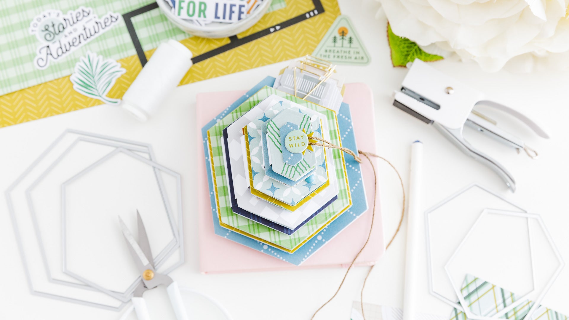 Hexagonal Pyramid Mini Album for my sweetheart | Celes Gonzalo