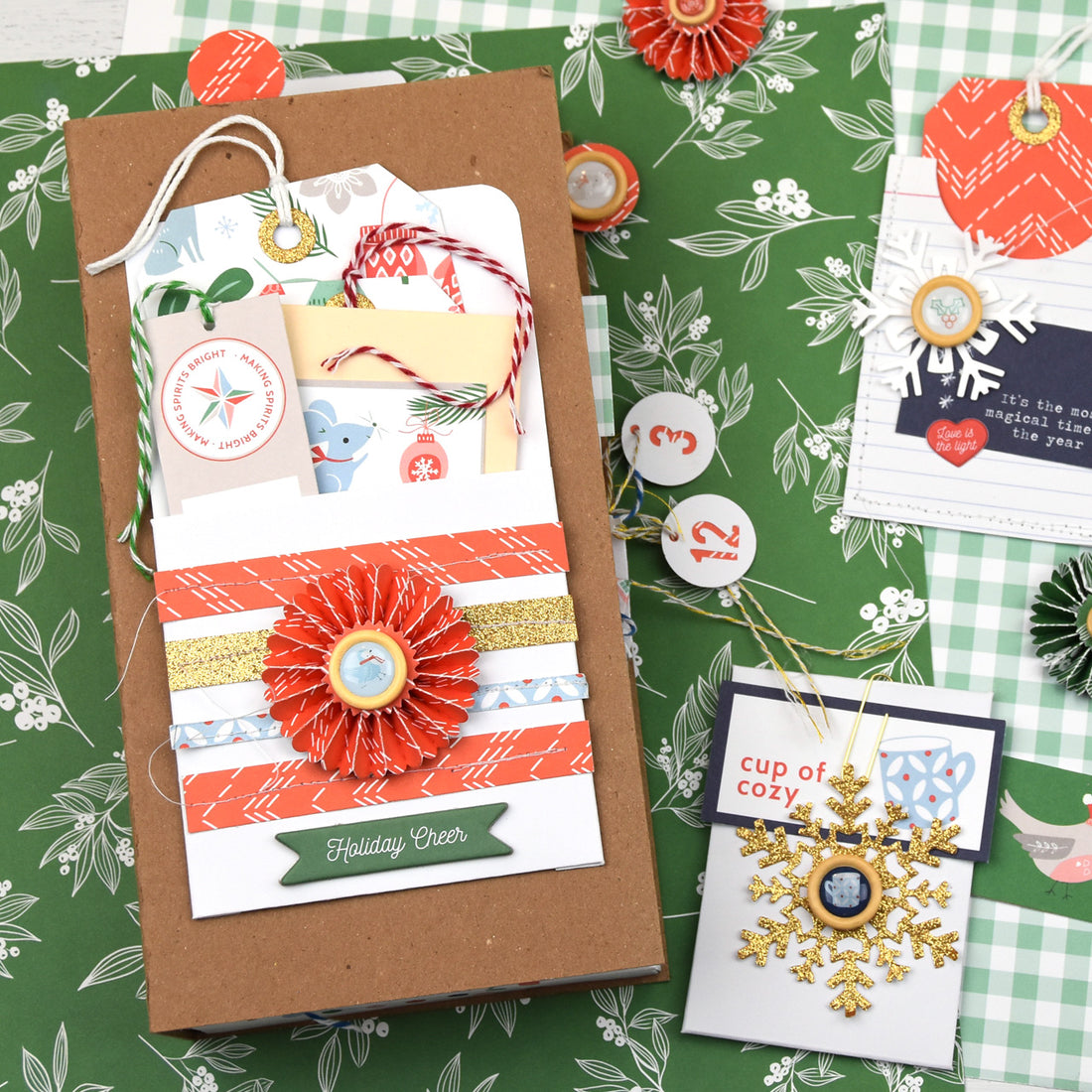 Documenting December Holiday Vibes Folio