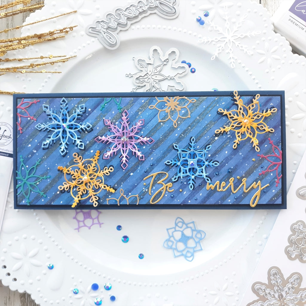 Lacy Layered Snowflakes / Anne Fiene