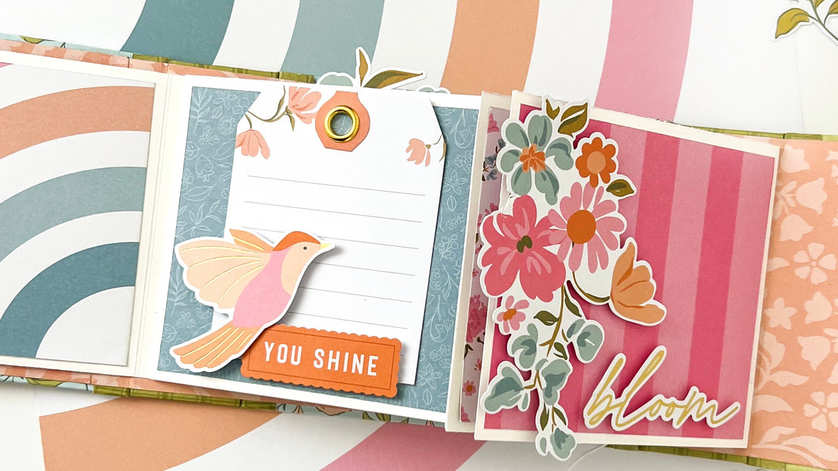 Lovely Blooms Mini Album | Susi Becerra