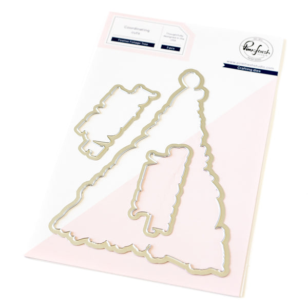 250824-FestiveFoliageTree-