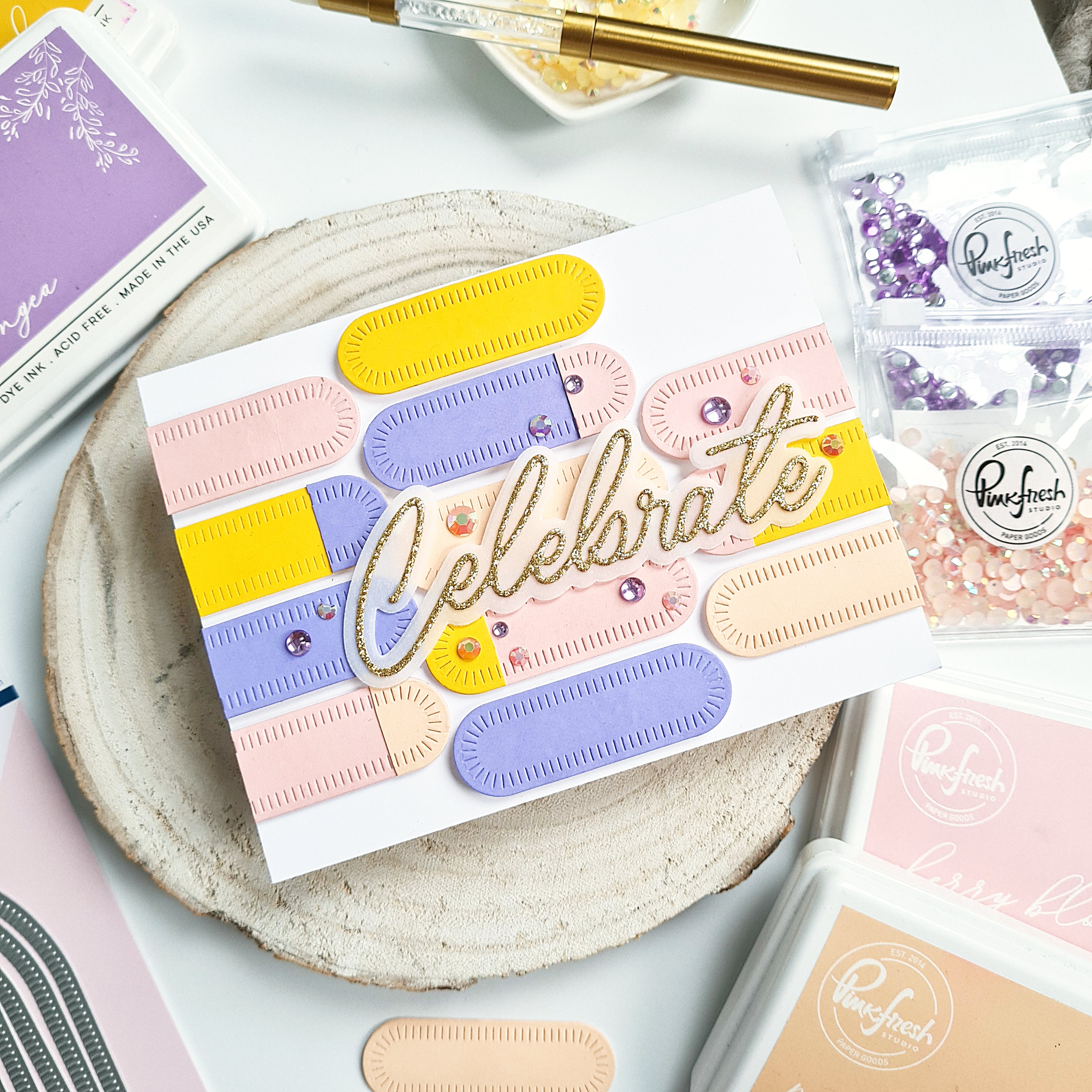 Essentials: Nested Elongated Ovals Blanket Stitched die