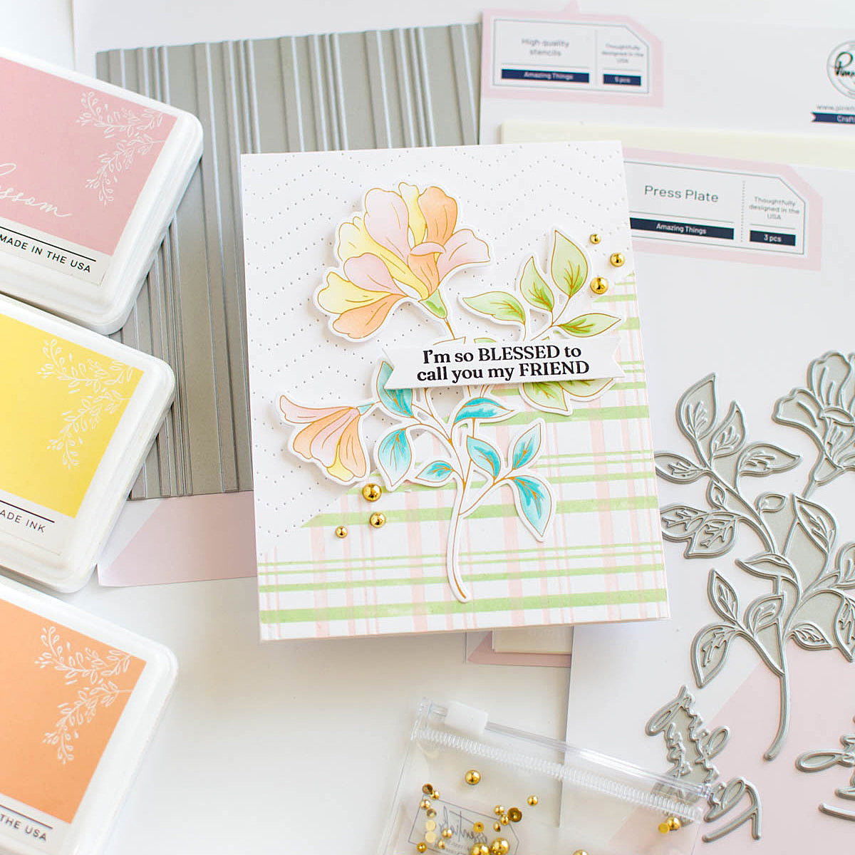 Amazing Things stencil – Pinkfresh Studio