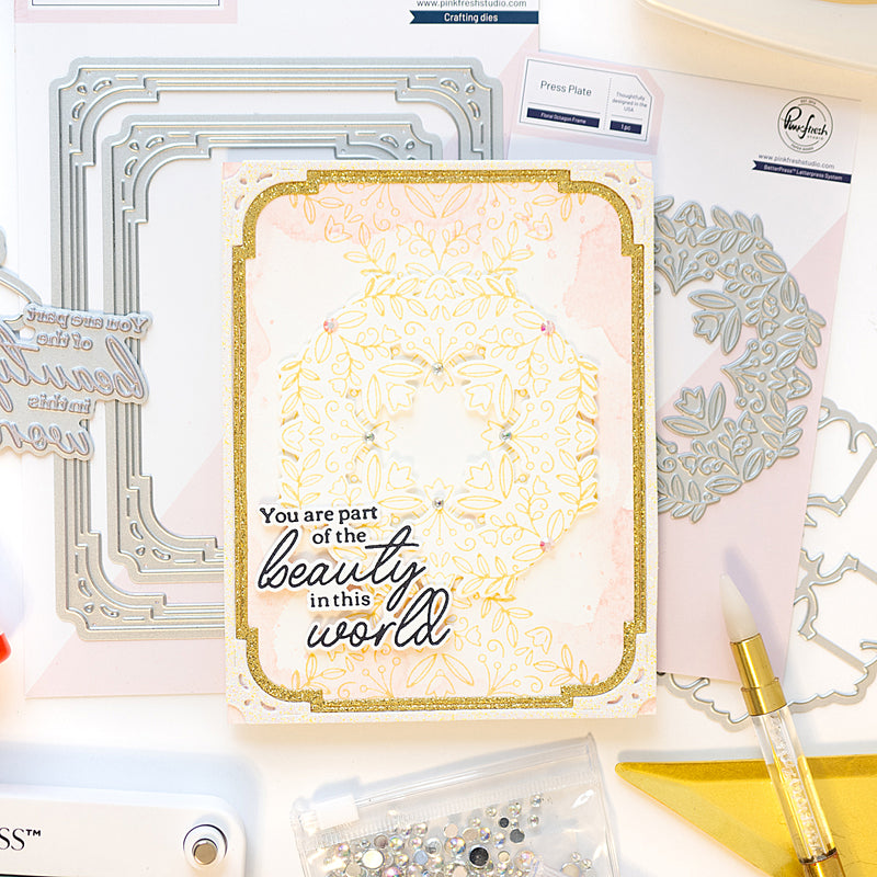 Floral Octagon Frame die