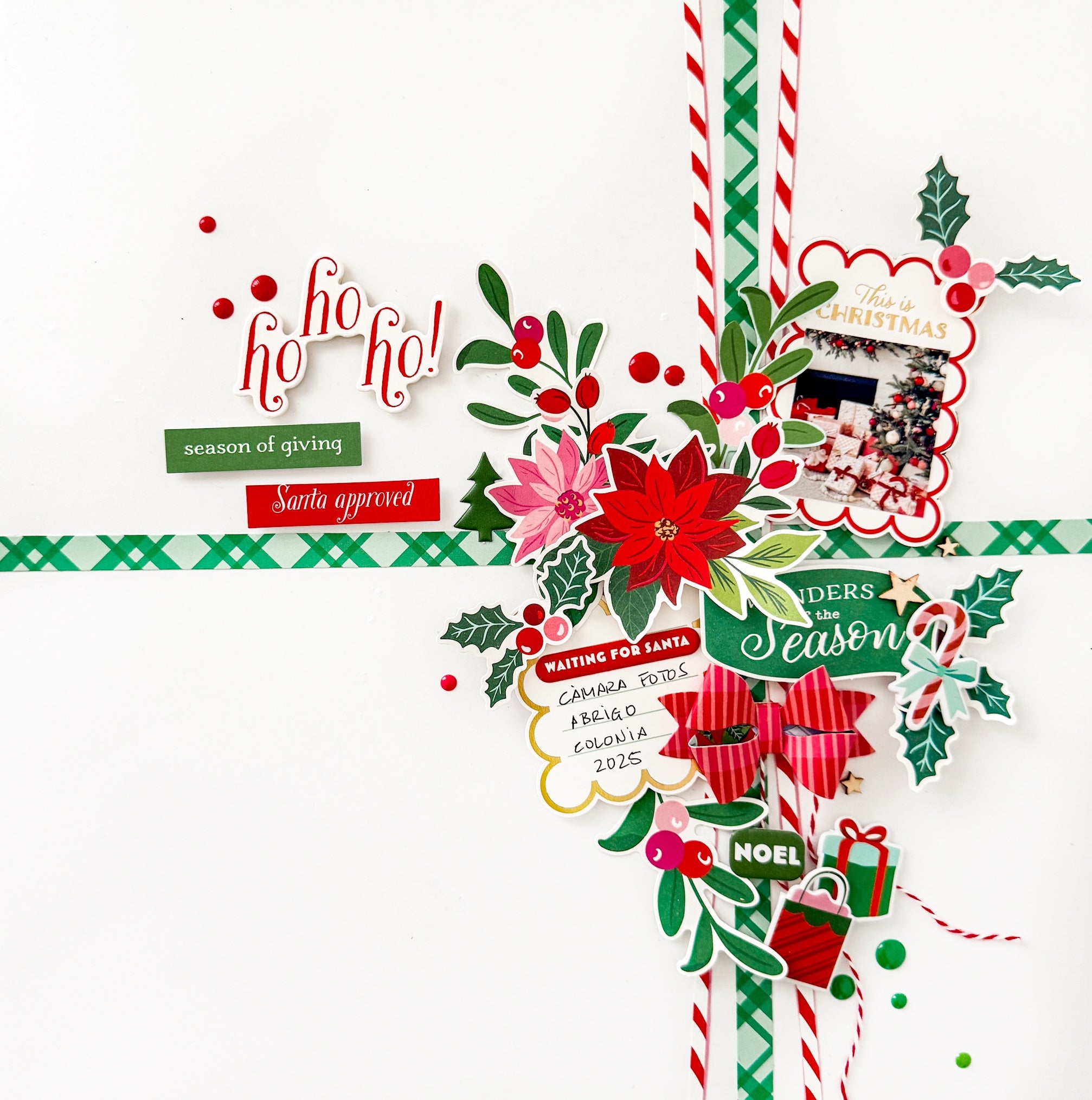 Very Merry Christmas: 12x12 Paper Pack