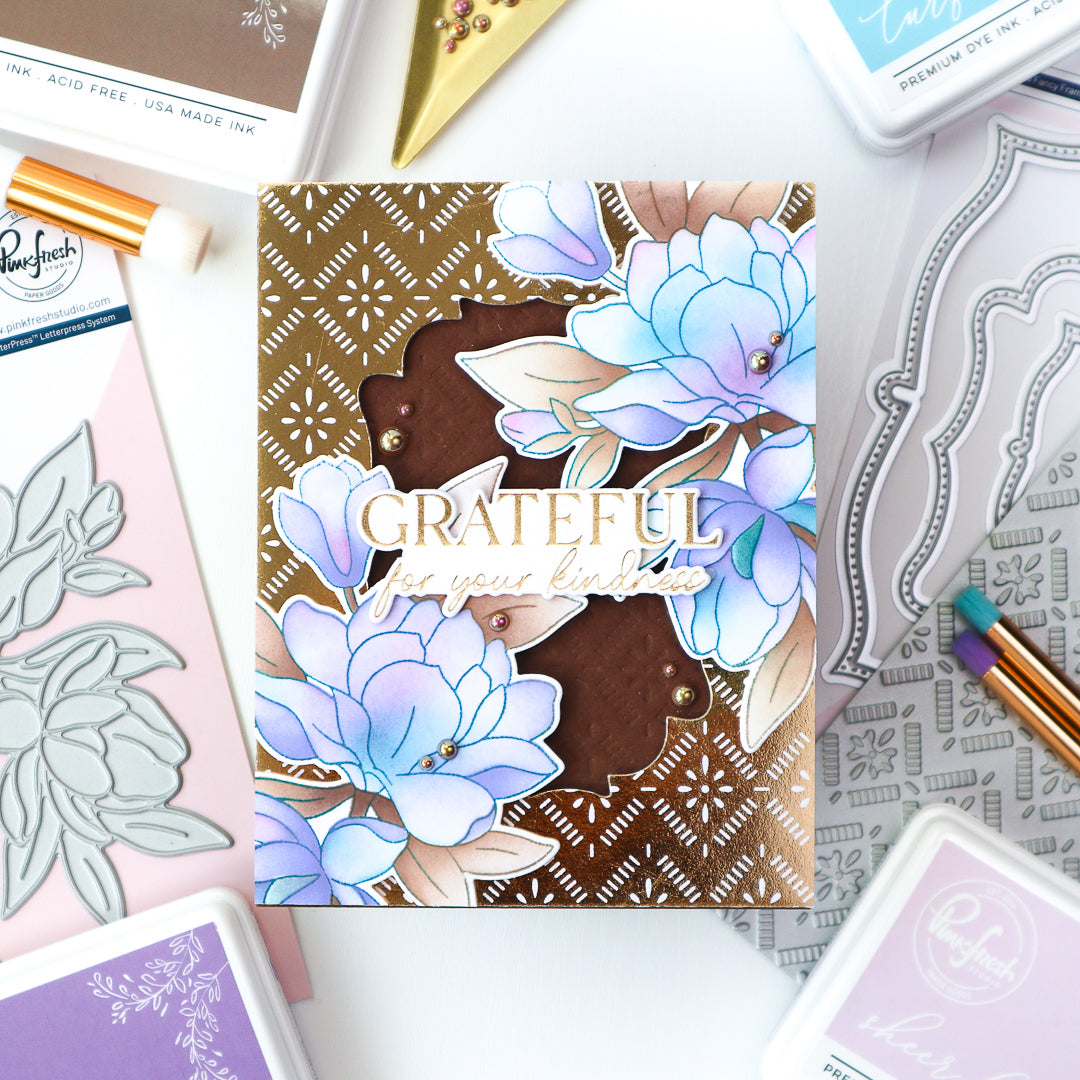 Essentials: Dotted Fancy Frames die