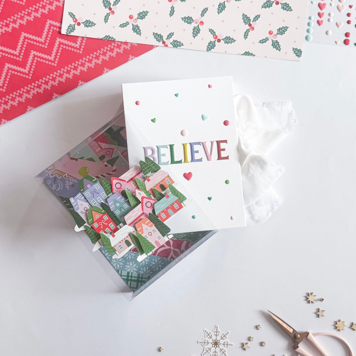 Very Merry Christmas: 12x12 Paper Pack