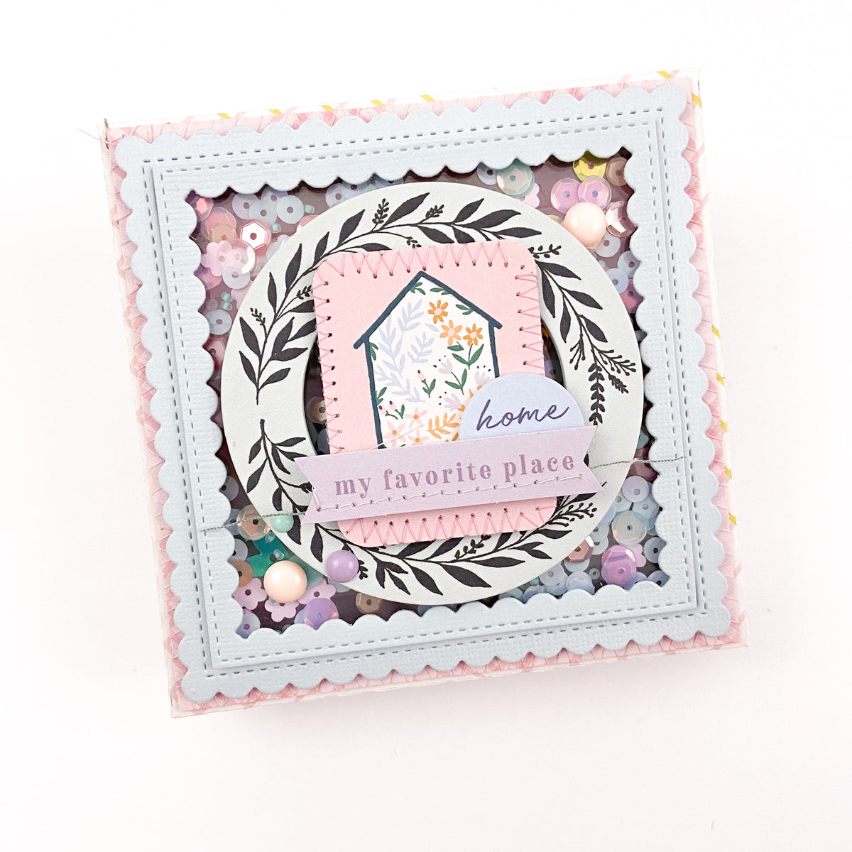 Essentials Stitched Scallop Square die set