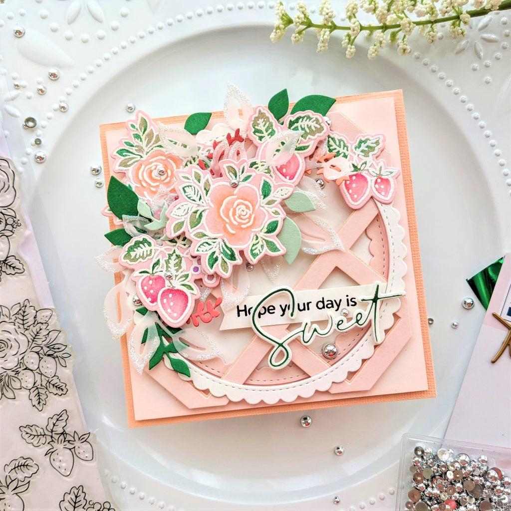 Essentials Stitched Scallop Circle die set