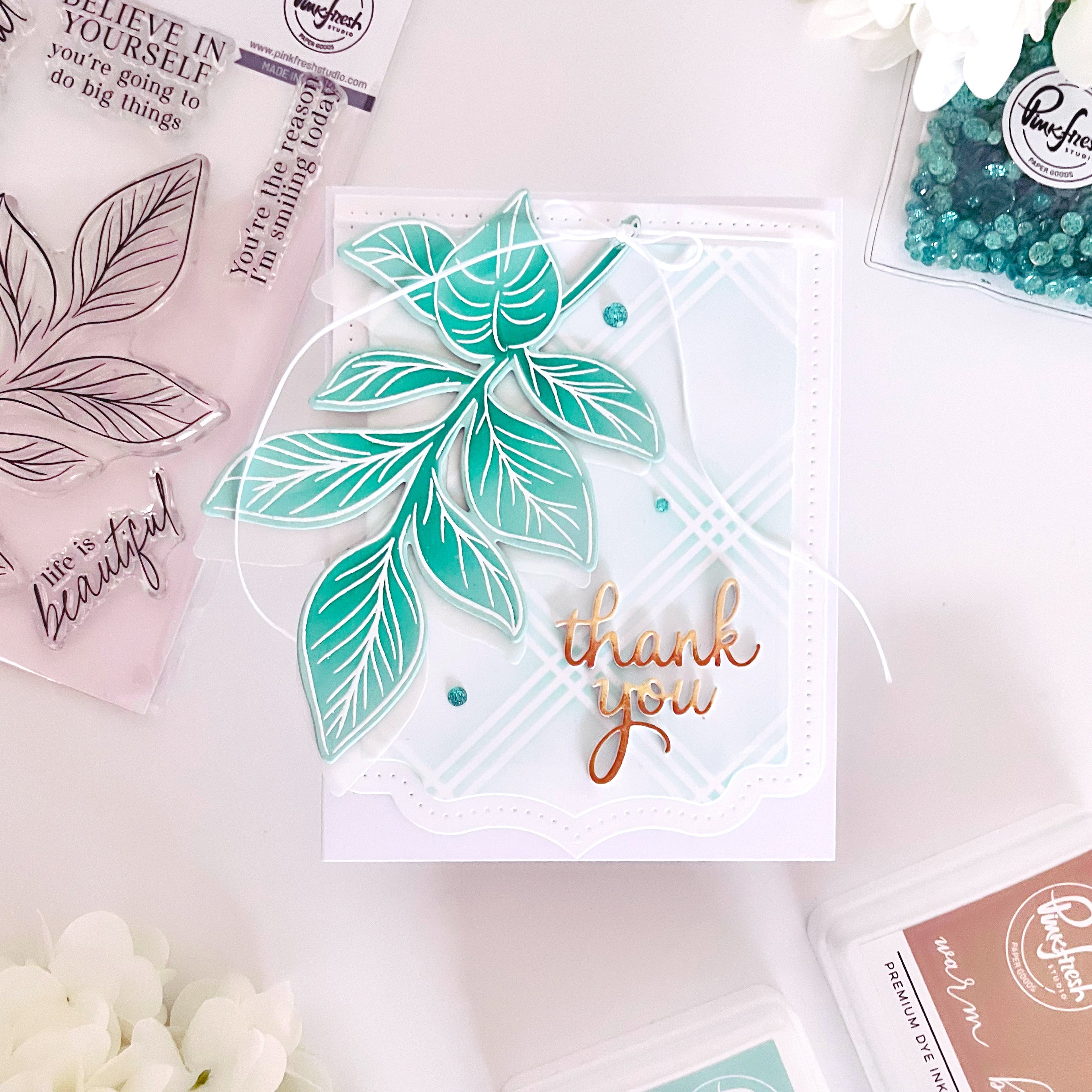 Pinkfresh Studio - Playful Petals Clear Stamps